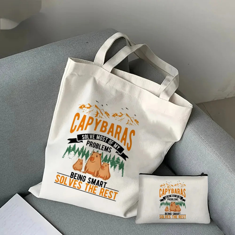 Pack de regalo 'Capibaras': bolsa de tela + neceser